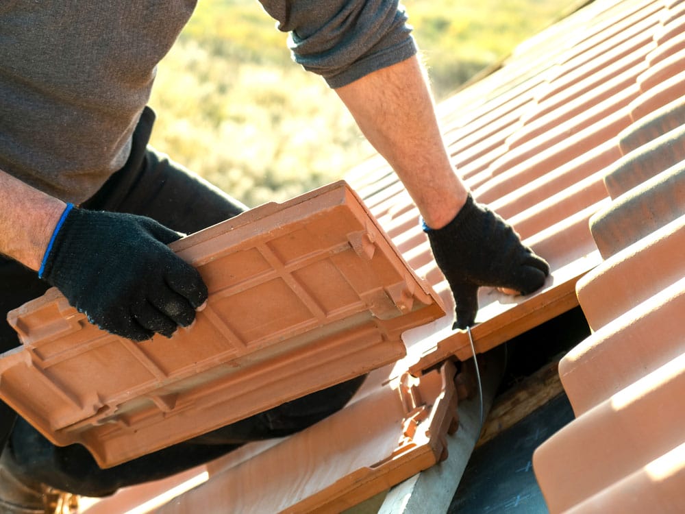 Guarantee Roofing and Fence Tile Roofers